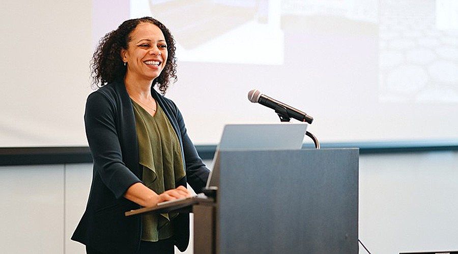 UChicago PME Dean Nadya Mason spoke to the group about her own quantum research and about the need for STEM education. (Photo by Elaina Eichorn)
