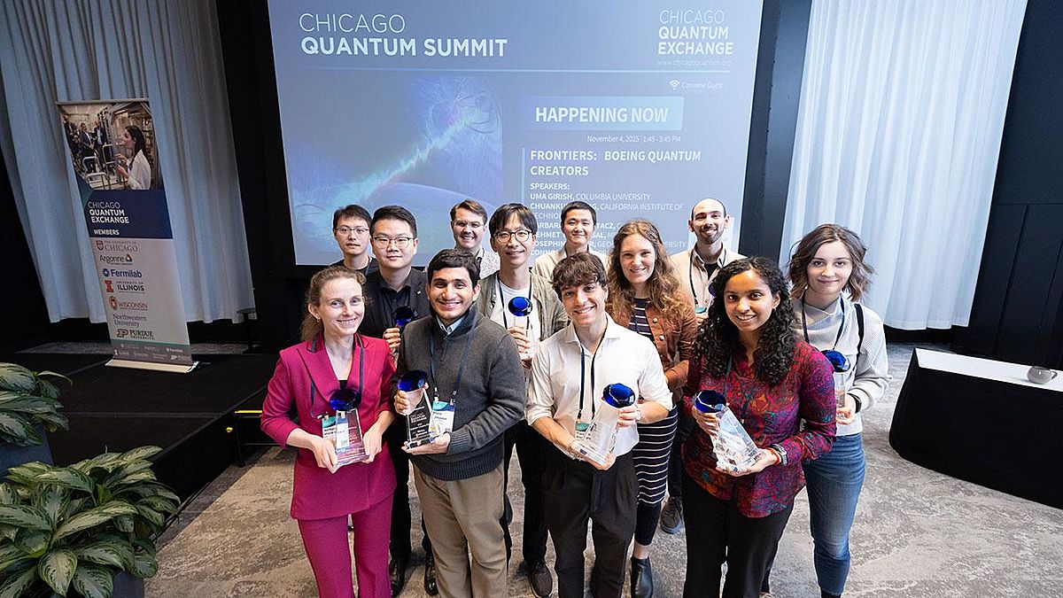 Winners of the 2025 Boeing Quantum Creators Prize gather at the Chicago Quantum Summit.Photo by Anne Ryan