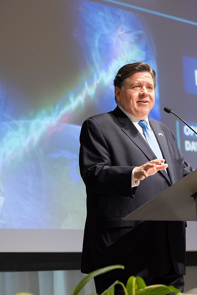 Illinois Gov. JB Pritzker delivers opening remarks for the Chicago Quantum Summit at the Willis Tower on Nov. 3. The governor said the event was part of an "extraordinary transformation happening here in the heart of America, one that will shape the future of computing, the future of communication and scientific discovery for generations to come." Photo by Anne Ryan