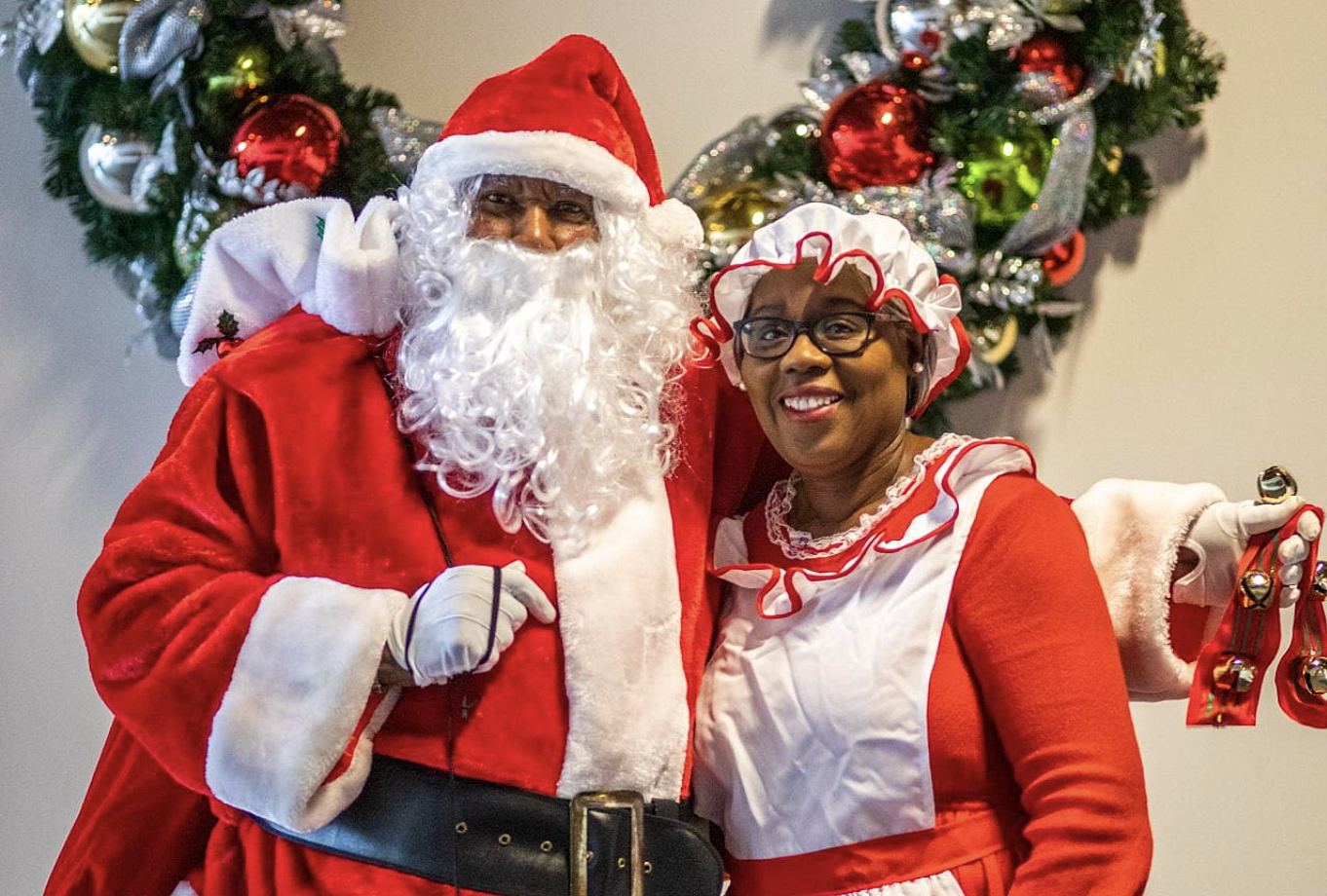 santa holly day