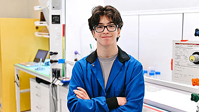 Horizon Science Academy McKinley Park High School student Tarik Gencer was one of 10 Chicago high school students who spent six weeks working in University of Chicago labs through the STEM Lab Internship program, a partnership with the nonprofit After School Matters. 